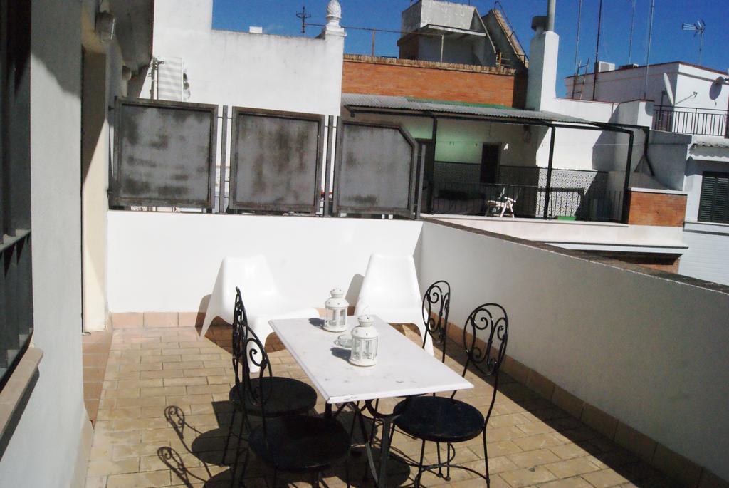 Apartamentos Turisticos La Encarnacion Севілья Екстер'єр фото