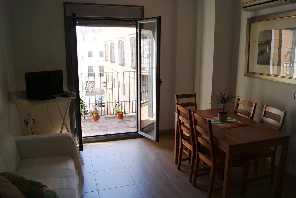 Apartamentos Turisticos La Encarnacion Севілья Екстер'єр фото