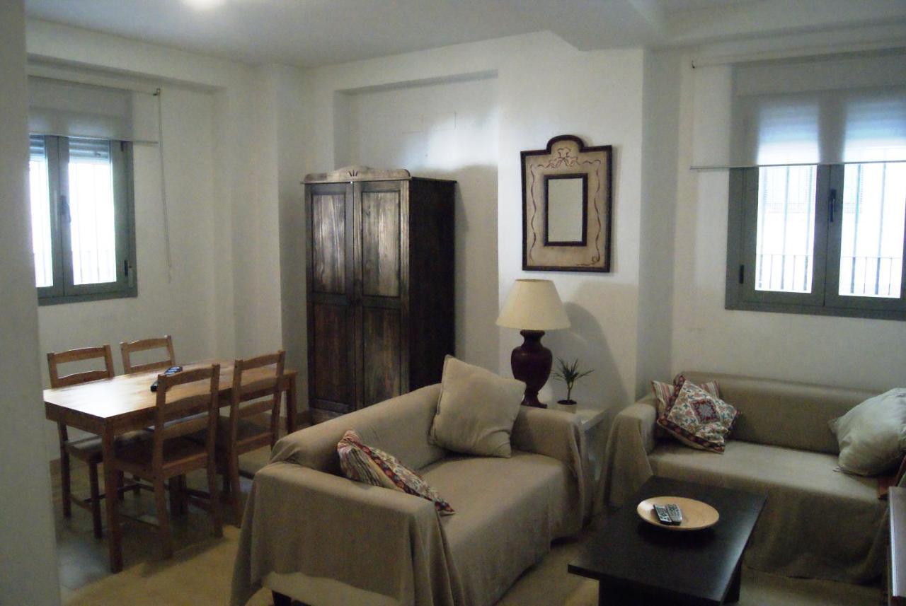 Apartamentos Turisticos La Encarnacion Севілья Екстер'єр фото